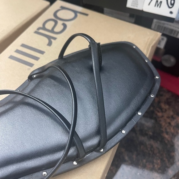 New nib BAR III black sandals sz 8.5m ankle straps $69 - Picture 5 of 5